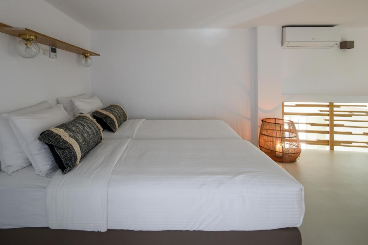 ثيرا Este Luxury Suites المظهر الخارجي الصورة